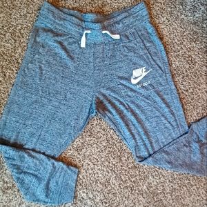 Nike Ankle Joggers